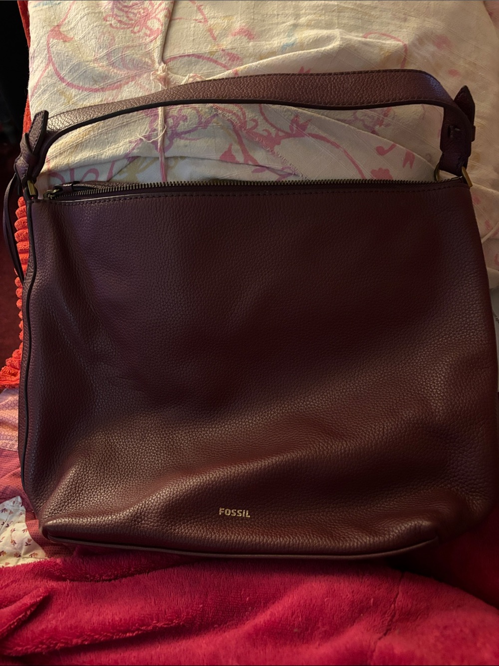 Fossil Pebbled Leather Hobo Bag in Burgundy